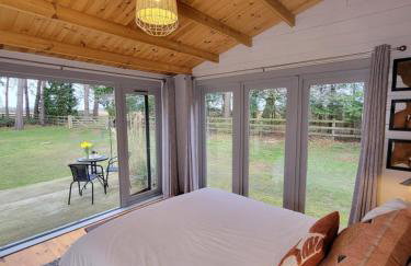 The Retreat 1 bed cabin in the woods - Foto 11