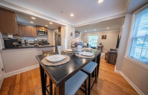 Newly Renovated Townhouse on a Tranquil Street - Foto 3