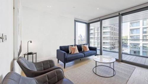 Rare Find - Luxury Central Apartment - Foto 1