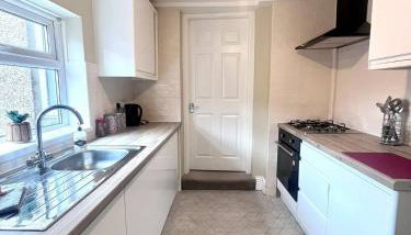 4 BDRM very spacious apartment - Foto 3