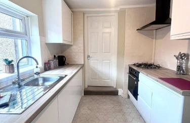 4 BDRM very spacious apartment - Foto 3
