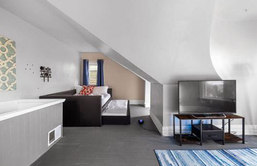 The Ultimate Fan's Retreat 5BR near all the Action - Foto 27