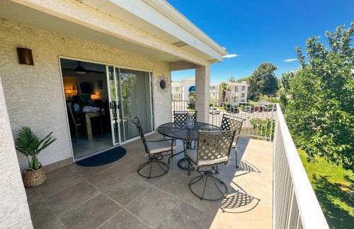 Modern Resort Condo - Pools, Courts & Scenic Views - Foto 50