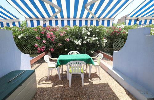 Studio Cabine avec terrasse ensoleillée, piscines, parking privé, à 500m de la plage - FR-1-307-133 - Foto 1