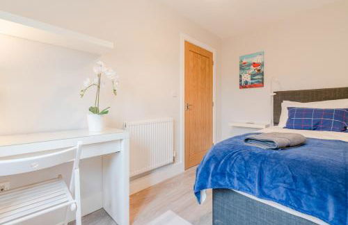 Maple House - Photo 19