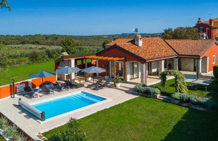 Activity villa Marula with outdoor pool in Buje - Foto 1