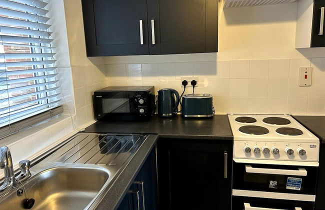 Essex 2 Bed Flat Near Station With Free Parking - Foto 14