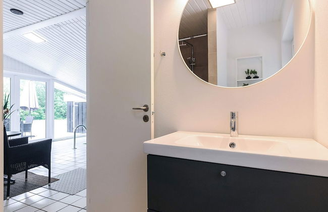 8 Person Holiday Home in Albaek - Foto 17
