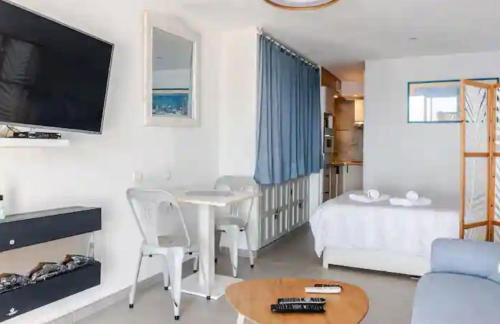 "Le Belvédère de la Mer" Résidence "Icaros" Wifi-Piscine-Pkg - Foto 10