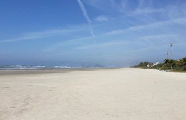 50m praia Cond pé na areia Alto padrao 4 suites Segur 24h Costa do sol Guaratuba Bertioga prox Riviera - Foto 37