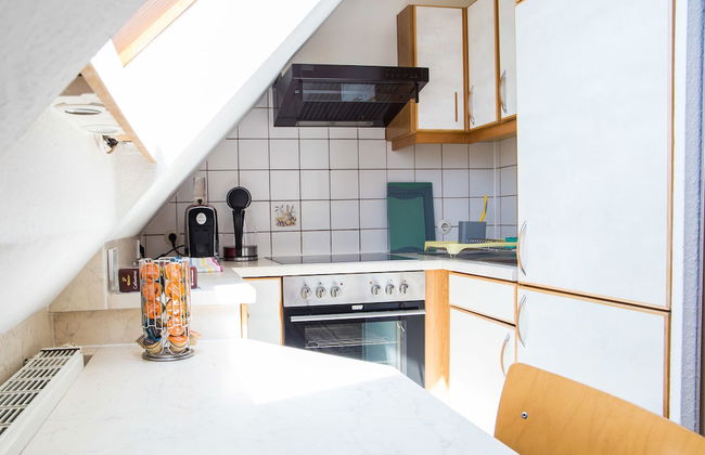 PE Loft Central - Photo 12