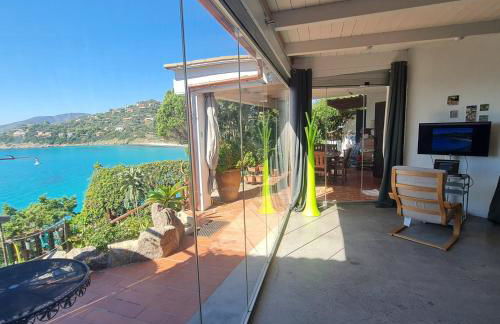 Sardegna Rivanhouse Suite stunning sea view hydromassage and direct access to the sea - Foto 29