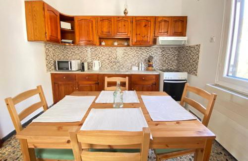 Demie and George Ηouse - Foto 38