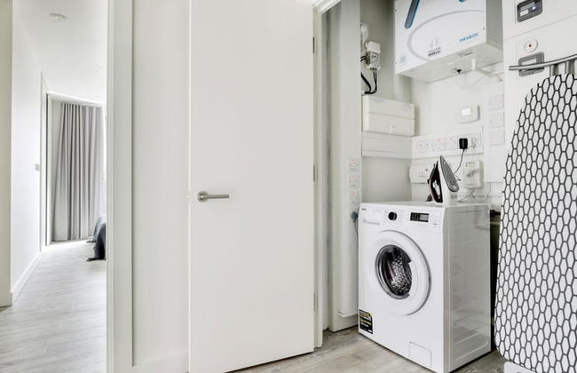 Remarkable 2bed Apartment in London - Photo 21