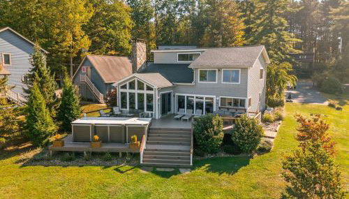 Reel Chill- 4 bedroom home with Dock, Swimspa, Hot tub! - Foto 4