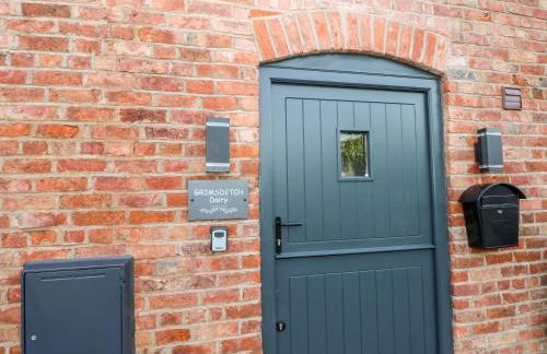 Grimsditch Dairy - Photo 2