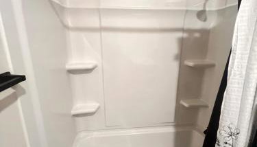 Beautiful 1 Bed Studio - Foto 5, Shower