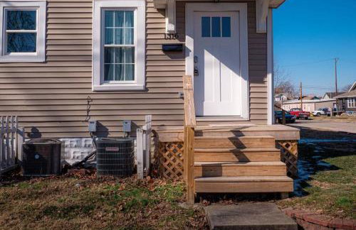 Delightful airy remodeled 1 1 Elsas - Photo 5