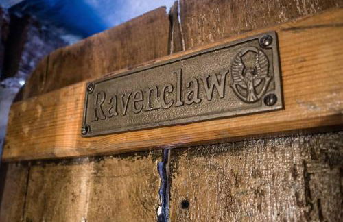 The Famous Harry Potter House, Hot Tub, Cinema Room, Sky TV - Foto 43