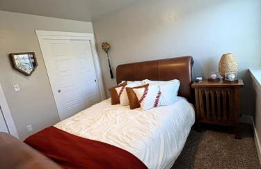 Hole in One Place with Hot Tub and Ping Pong - Foto 32