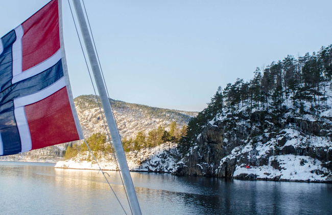 Balade en bateau à travers les fjords de Bergen et Oster + Canal de Mostraumen - Foto 1