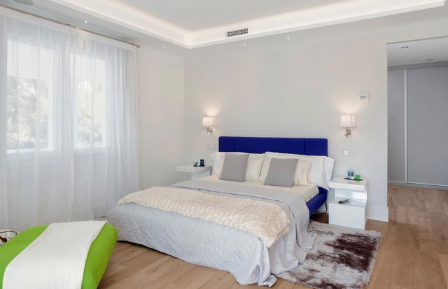 Top Luxury Marbella Villa - Photo 3