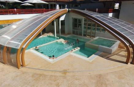 ZEcamping 4 animaux acceptés hammam sauna piscine et soirées animées - Foto 6