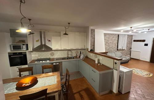 La casa dei piloti, intero alloggio con giardino privato, 2 camere da letto e 2 bagni - Foto 10