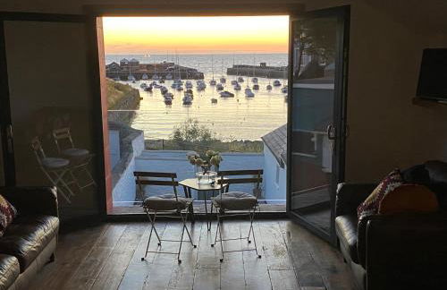 Aberaeron Island House - Panoramic Harbour Views - Photo 11