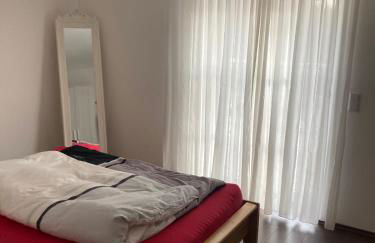 Lichtdurchflutete 65m2 Einliegerwohnung mit großer Südterrasse und Komfort-Bad - Foto 16