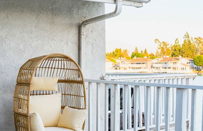 Waterfront Retreat With Stunning Views Modern Co - Foto 45