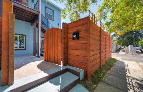 Walk to UC Davis Medical Center! Duplex with Patio - Foto 26