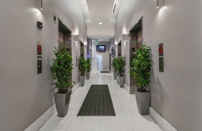 The Club- RE Rentals - Photo 36