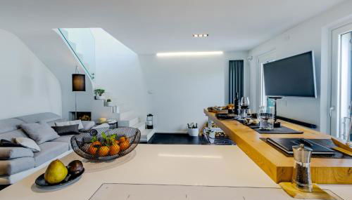 Incantevole vista dalle mura del castello. - Foto 5