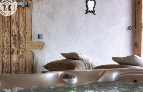 Gîte cocon avec spa et sauna à Saint-Germain-Lespinasse - FR-1-496-6 - Foto 11