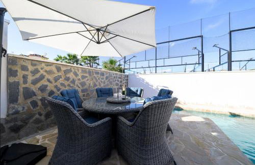 Lovely villa with private pool - Foto 15