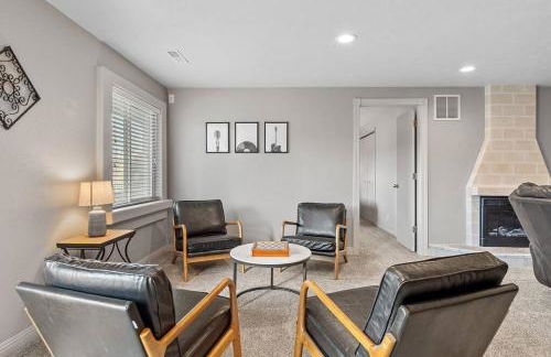 Modern Home-Garage-Scenic Patio - Foto 42