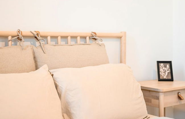 Chic Modern Retreat With Stunning Views - Photo 47