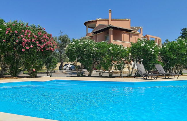 Villa Leo 1 , Dassia , Corfu - Photo 1