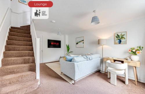 Cosy Stylish Home w EV Charger Priv.… - Foto 26