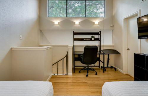 Golf, Swim and Dine! Condo with Lake Conroe Access - Foto 17