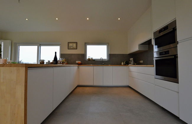 Spacious Holiday Home With Pond in Poperinge - Photo 26