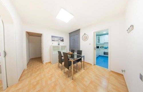 Ahllenrock Cornellà - Parking Gratis- Cerca BCN - Foto 3