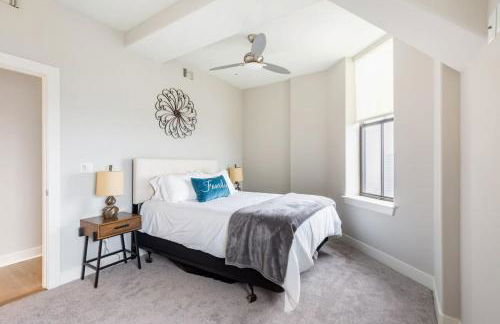 2B 2BA Distinguished Apartment Rooftop Pool & Gym - Foto 19