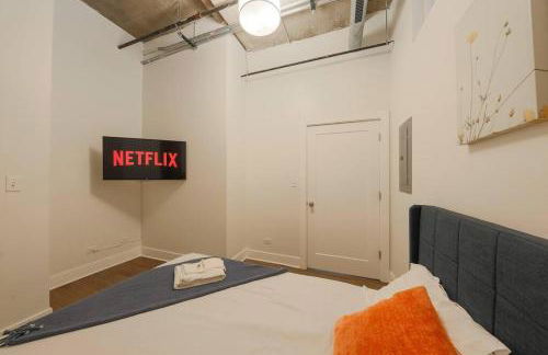 Spacious 2BR South Loop Suite with Skyline View, Optional Parking and Gym Access Close to McCormick Place, Grant Park, Museum Campus & CTA Lines - Foto 16