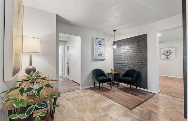 Spacious 8BR Modern Retreat Pool Table RV - Photo 33