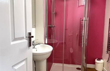 Bluebell Lodge 9 with Hot Tub - Photo 13