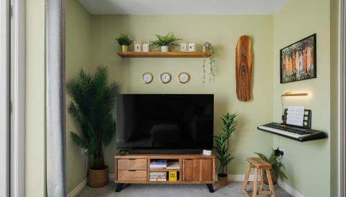 Stylish Home with Private Parking & Garden - Foto 3