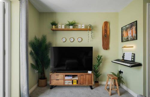 Stylish Home with Private Parking & Garden - Foto 3