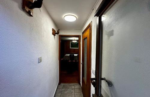 Cozy Three-Room Apartment with Mountain View & Parking - Ussin Chalet - Valtournenche - Foto 18